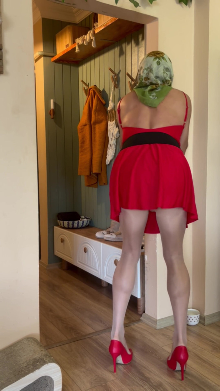 cd_aysemmm: Soția fratelui meu vitreg este o pizdă foarte excitată, pulă, țâțe,...