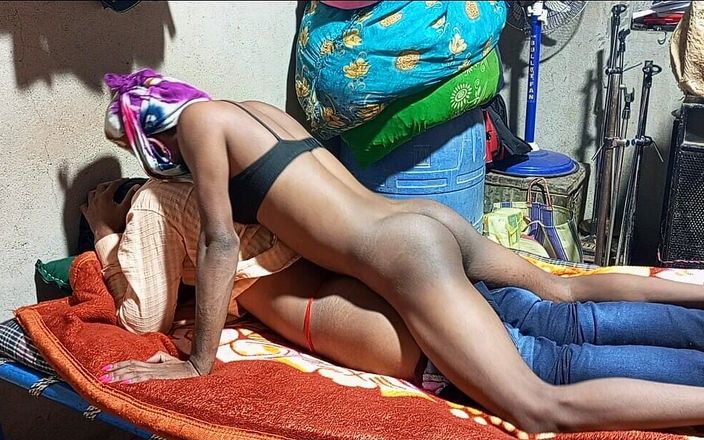 Indian Hijraji: Hintli genç güzel transeksüel