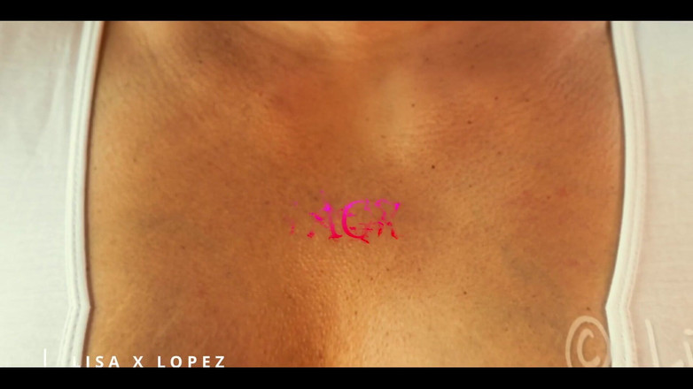 Lisa X Lopez: Las latinas son zorras construidas para follar (subtítulo Video, puta)