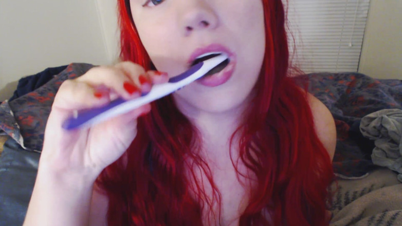 Scarlet Vixen: Ich zähneputzen