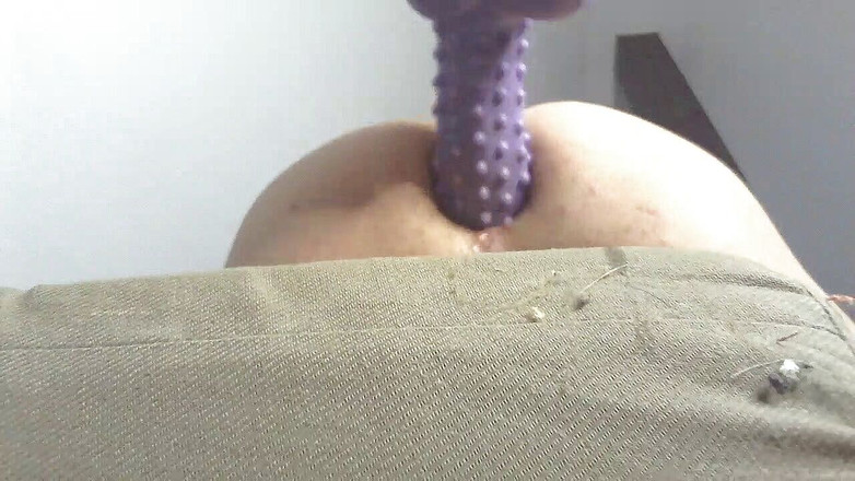 MeandI2: Una máquina de follar me folla a pelo por el...