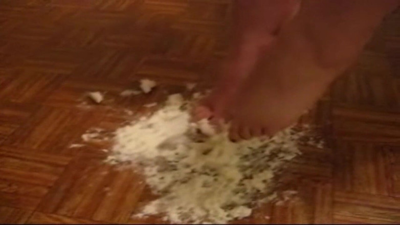 Sexy Amateurz: Menghancurkan marshmallow putih
