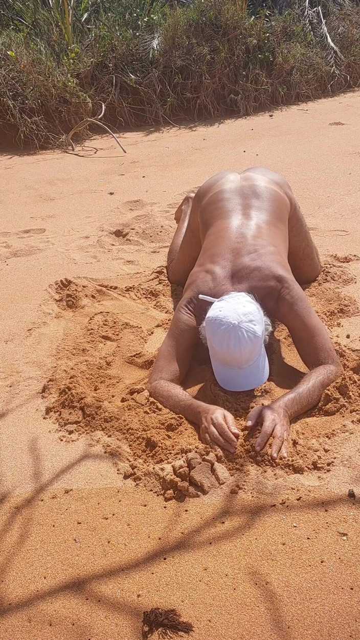 Ladysilvas: Ladysilva Naked on the Beach Come Fuck My Hot Tanned...