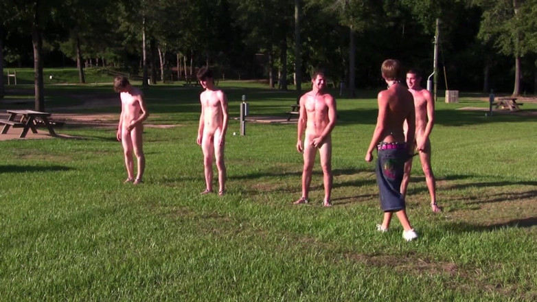 Dream Boy Bondage: Tábor padoucha - kapitola 1