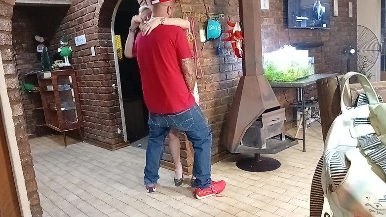 18blondteen: Atrapé a mi esposo engañando con una prostituta barata