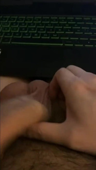 Esto Es Lo Que Pasa Cuando Un Chico Más Gay Se Emociona