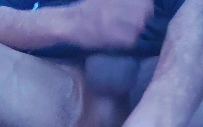Costiro: Cewek gay amatir lagi asik seks anal sampai orgasme