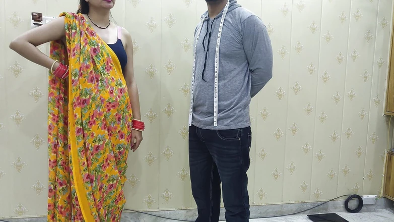 Hornycouple149: ヒンディー語の汚い話で仕立て屋のマスターとインドのホットBhabhiセックス