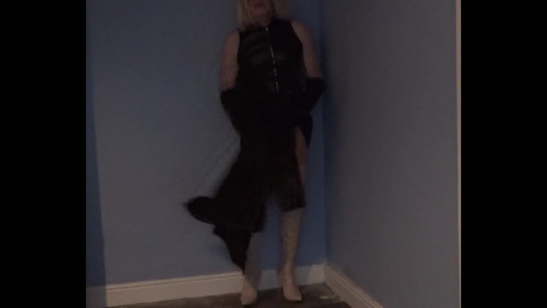 Leather Kirsten: レザーでの演奏