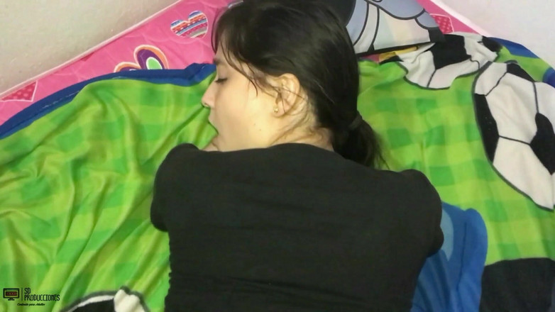 Emma vict: 隣人へのファックを含む良いフェラチオ