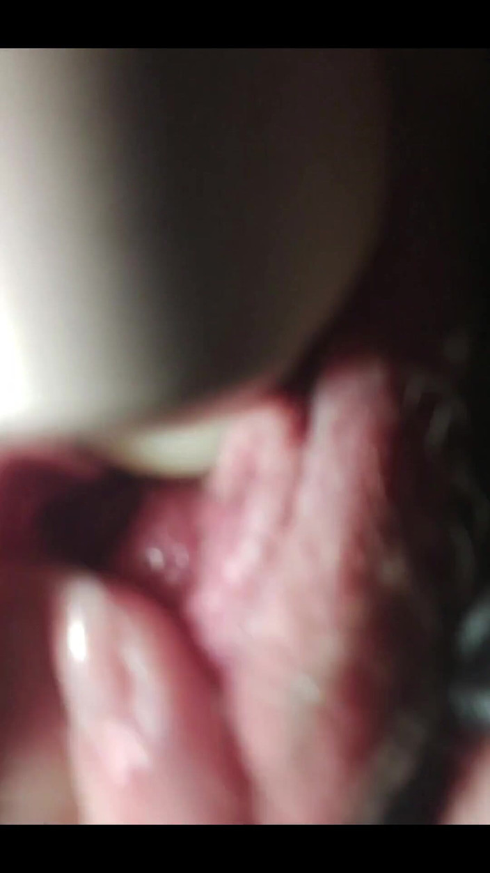 CherryOrchid: 을 핥고 싶으신가요?