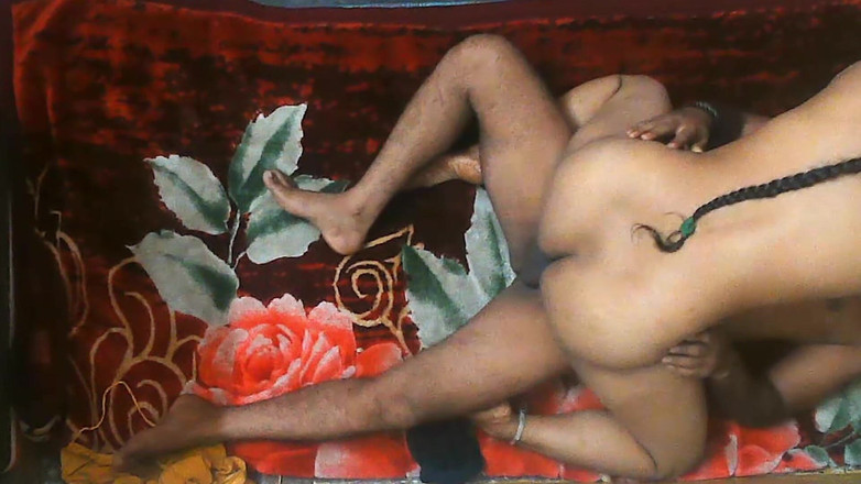 Aakritik346: Sexy en video de sexo caliente completamente desnudo