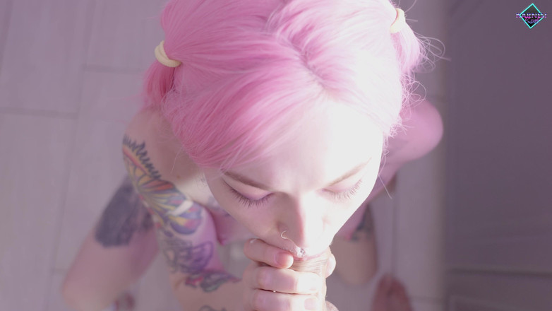 Karneli Bandi: 부엌에서 음식 포르노와 보짓물 펠라