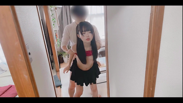 BabyYurin: アパート複合施設での喘ぎ声をあげる変態の女との午後のセックス
