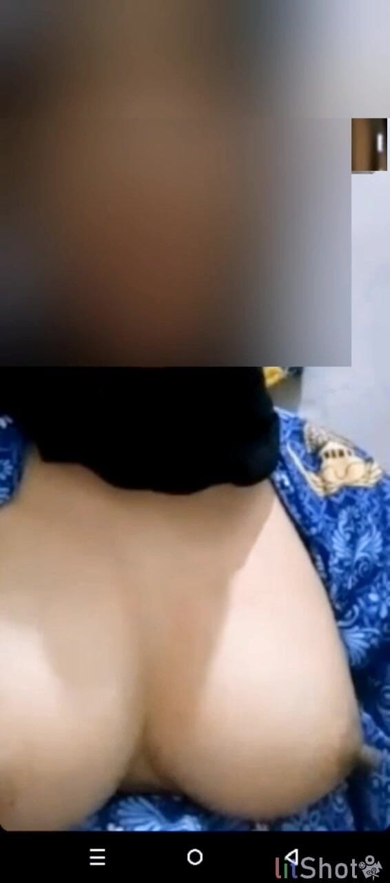 Astriana88: Її обличчя все ще є секретом