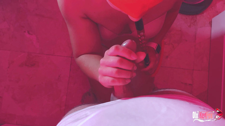 OlxRedFox: POV喫煙熟女stepmom deepthroatsと兼に口