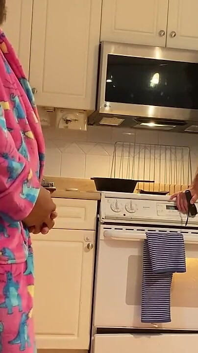 Cock Out While Maintance Guy Fixes Oven (Huzzbearz)