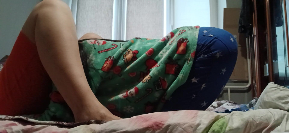 Lesbian-candys: Îmi place adulmecarea și linsul pizdelor femeilor mai în vârstă