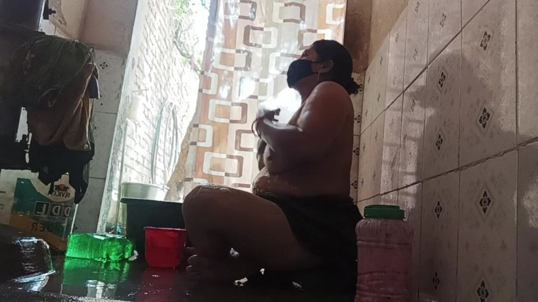Desi_bhabhi121: XXX video von nacktem bhabhi-baden