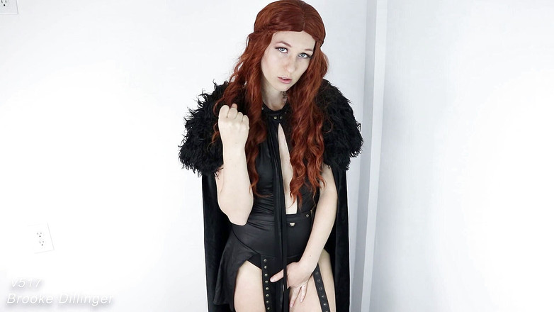 Brooke Dillinger: Sansa Stark menangkap awak melihat joi