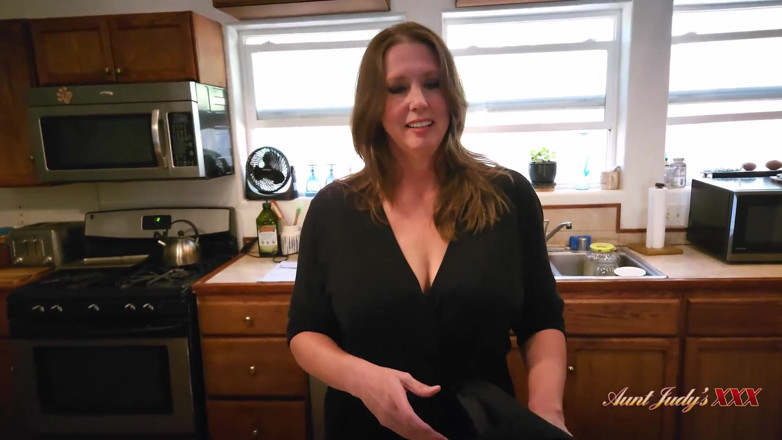 Aunt Judy's XXX: AuntJudysXXX - Busty Mature Amateur Autumn Makes Homemade Porn with the...