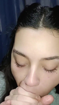 POV: Beautiful Argentinian Woman Sucking a Big Cock Until She Cums