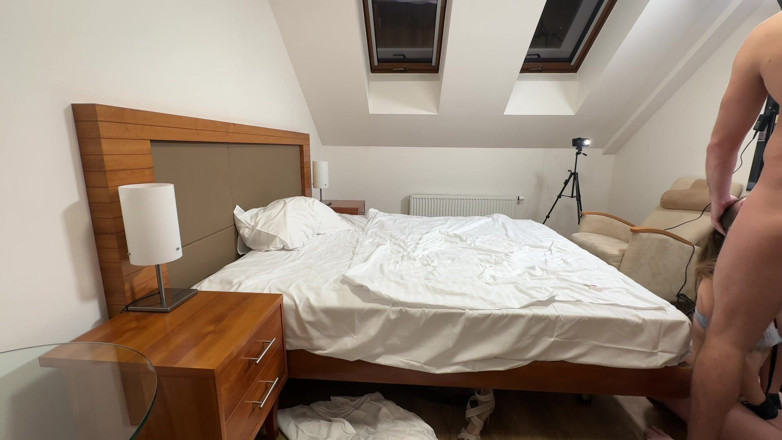 Fantom Videos: De Phantom Ep. #19 Riddy - Harige buurman Perfecte Deepthroat en Cowgirl...