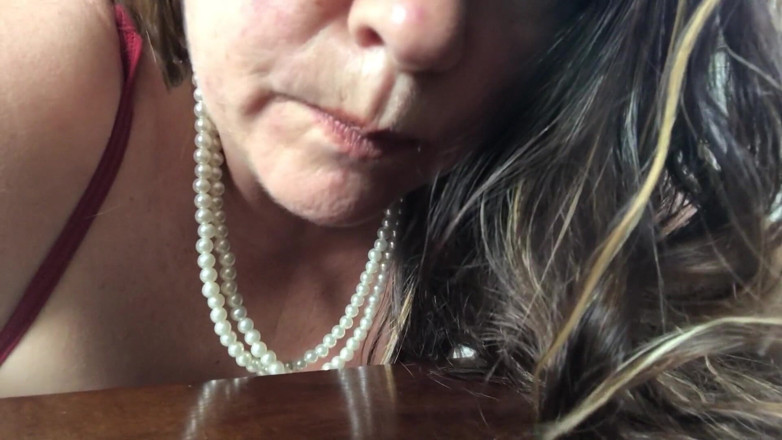 Tanja Tachee: Milky MILF Tanja - I want to be your milk cow