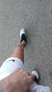 Por La Calle Duro Y En Chandal