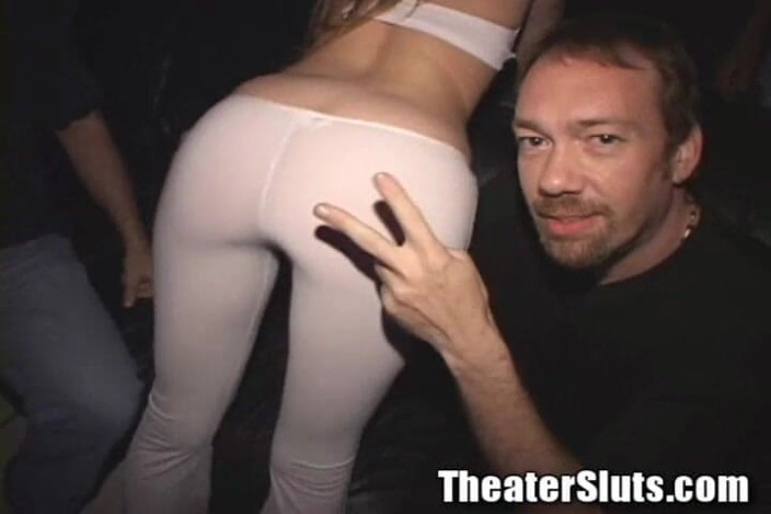 Theater Sluts: Party-schlampe Paris Hilton stiefschwester Wilder hackiger gangfuck im Pornokino!