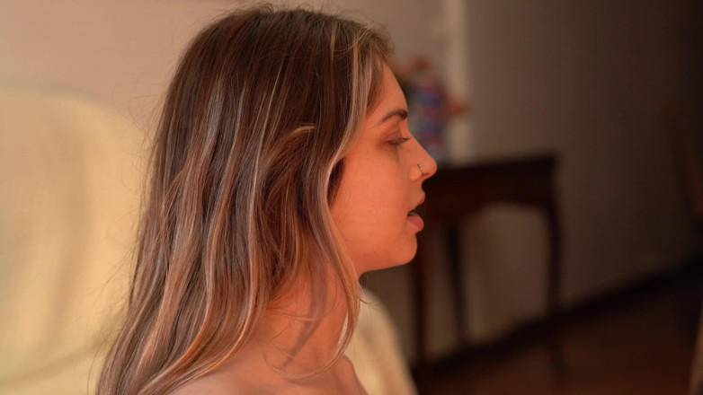 Keila Bassi: Buổi chiều tập yoga nóng bỏng của bạn bè của...