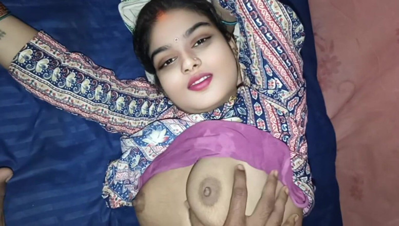 Ramashish: Desi holka ukazuje prsa