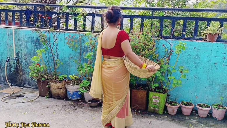 Hotty Jiya Sharmaa: Desi Family Threesome Sex, Step Son in Law Sex with...