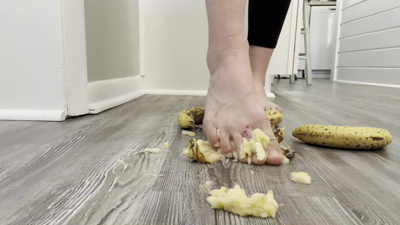 footivities: Banaan crush met voeten