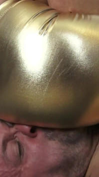 Shiny Leggings Facesitting