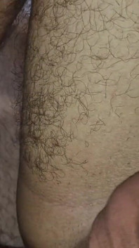 เย็ดตูดพ่อเลี้ยงด้วยน้ำเงี่ยนร้อน ๆ! ฟemboy ออกน้ำพุ่ง orgasm!