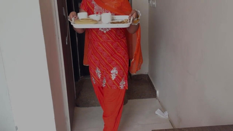 desi_babe1234: Bhabhi bulat &amp; pantat coklat melayani pepek tebalnya dengan sarapan pagi