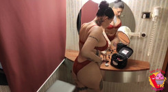 King Of Amateur: Lady Muffin, znovu si dělám make-up a stříkám sám