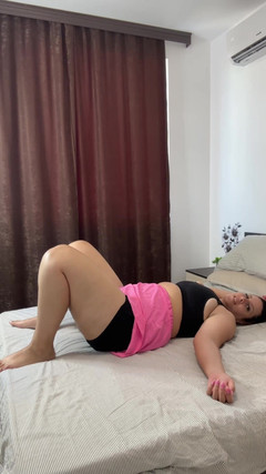 Young_strawberry: Tell Your Conservative and Boring GF That You Are Leaving...