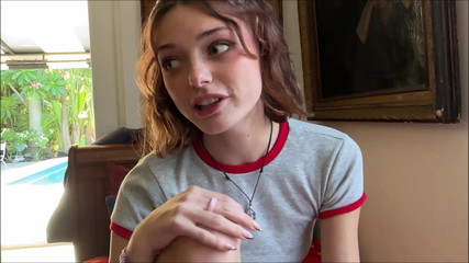 Alex Adams: Minik kızıl saçlı üvey kız kardeşle çılgın seks - shrooms q - aile terapisi