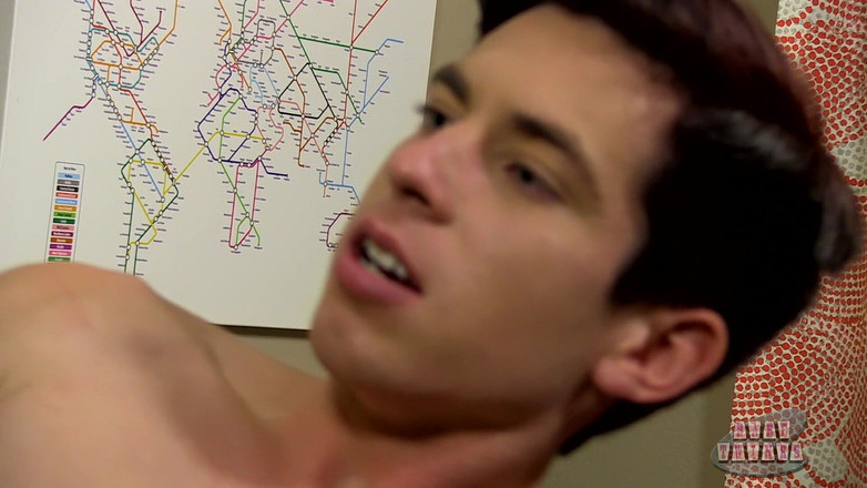 Bare Twinks: Sau khi các chàng trai trần trụi đại học!