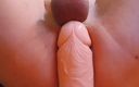 SlutClosetedFag: Troiasetedfag scopata veloce con dildo prima di rimorchiare la moglie