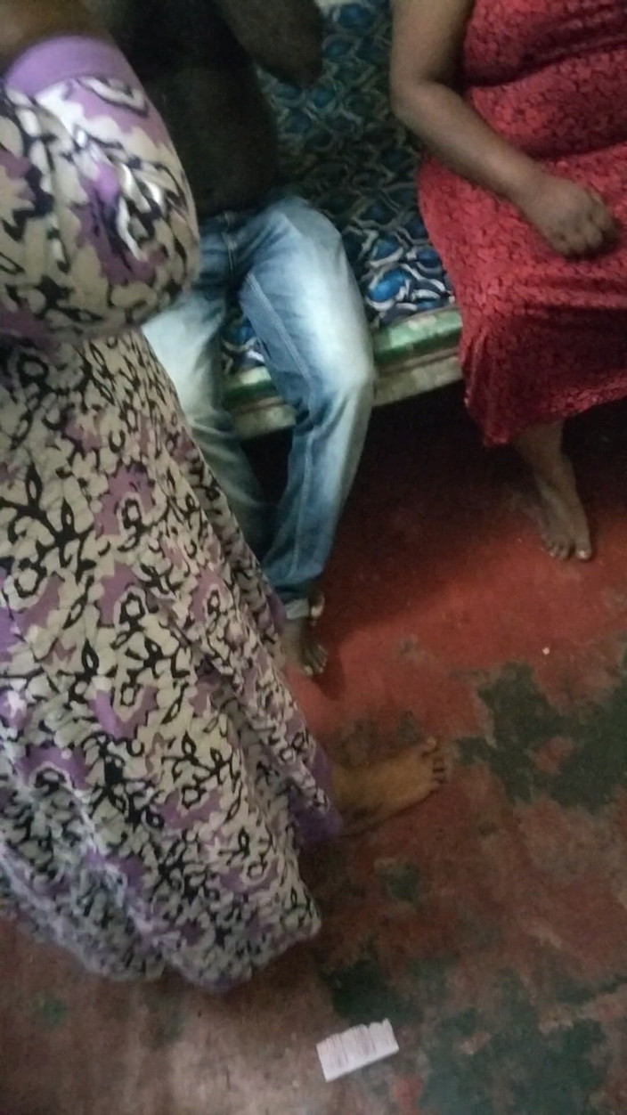 Tamil lesbian: 拍摄热辣谈话的背后