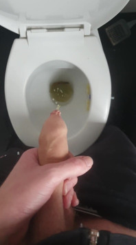 Skinny Teen Pissing
