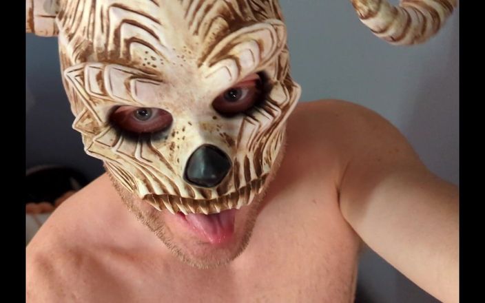 Bald Daddy: Balddaddyセクシーな白人男性は、大きな茶色の戦利品で遊ぶ