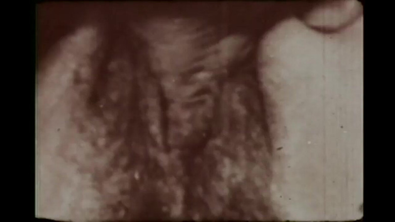 Vintage megastore: Unga vintage college flickor med eldig fitta knullad av stora...