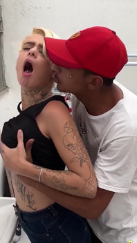 He Went to Ask for Water and Ended up Having Sex with the Young Girl