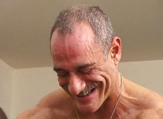 Bareback TV: Wojskowe kawałki mięśni jebanie ciężko