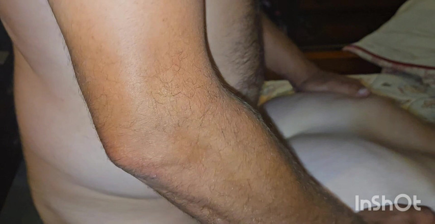 Pumpandplay: Mehrfacher doggystyle-orgasmen für milf-ehefrau