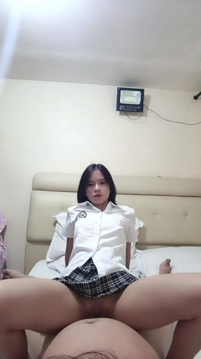 HiddenVibes69: 18yrs Old Asian Student Getting Fucked and Creampied